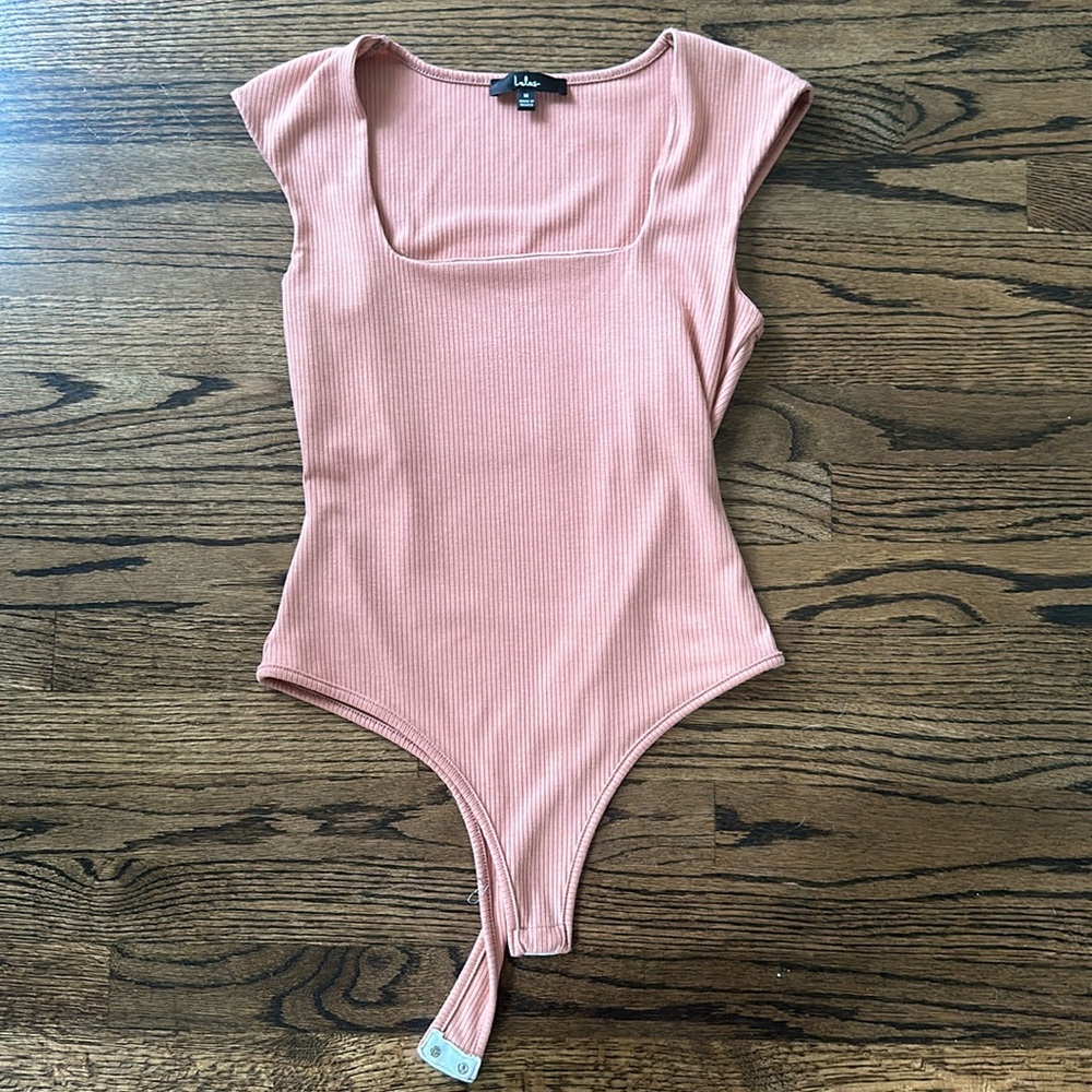 Lulu’s square neck body suit size M